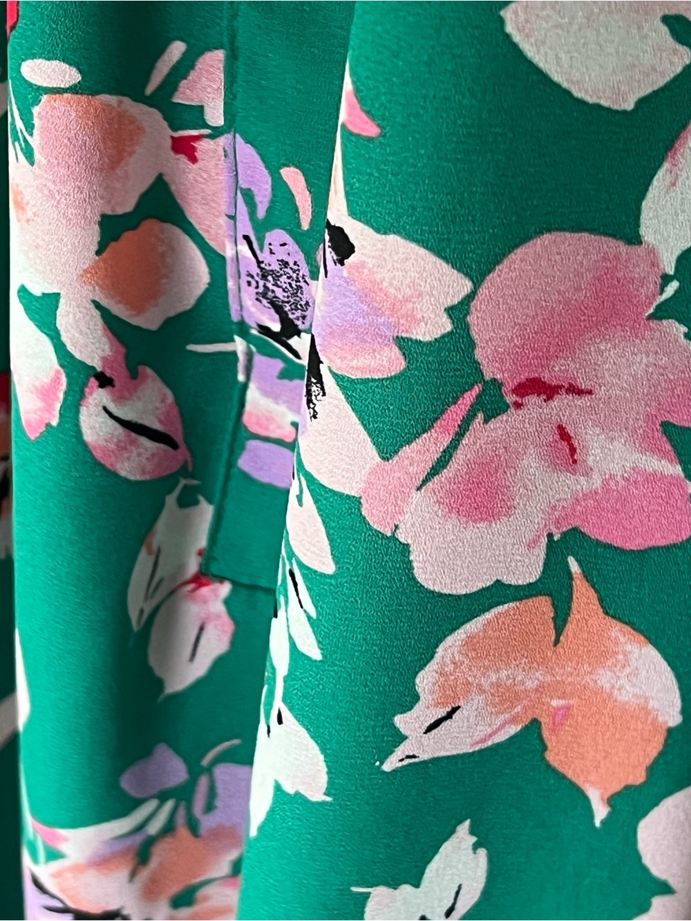 Torrid Size 3 Green Garden Floral High Low Blouse Plus Size 22 24 - Picture 7 of 11